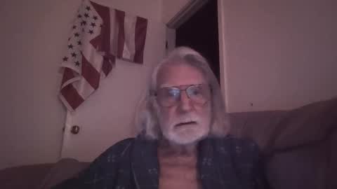 Snapshot of alphauniform chatting on 03/20/26, 02:27 AlphaUniform online show from 03/20/26, 02:27