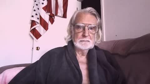 AlphaUniform online show from 05/28/26, 02:03