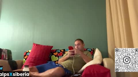 Snapshot of alpsxsiberia chatting on 03/17/26, 10:18 Dan Nati online show from 03/17/26, 10:18