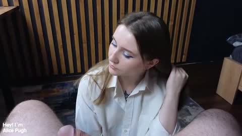 Woland  Alice Pugh online show from 09/25/25, 06:44