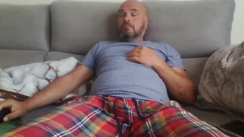 Snapshot of alsi72 chatting on 02/19/25, 09:28 alsi72 online show from 02/19/25, 09:28