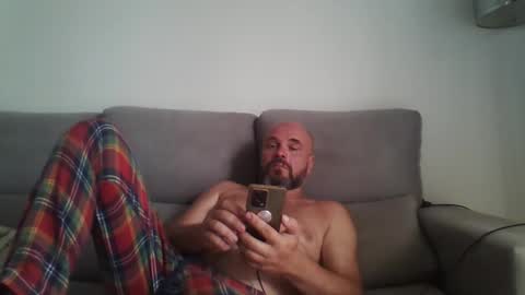 Snapshot of alsi72 chatting on 10/03/25, 05:10 alsi72 online show from 10/03/25, 05:10