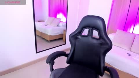 A L T A I R  online show from 11/21/25, 12:37