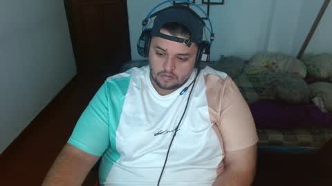 Snapshot of altairstudiosboy chatting on 12/21/24, 12:16 Jhosep online show from 12/21/24, 12:16