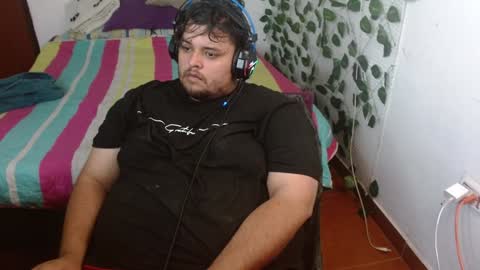 Snapshot of altairstudiosboy chatting on 01/23/25, 11:48 Jhosep online show from 01/23/25, 11:48