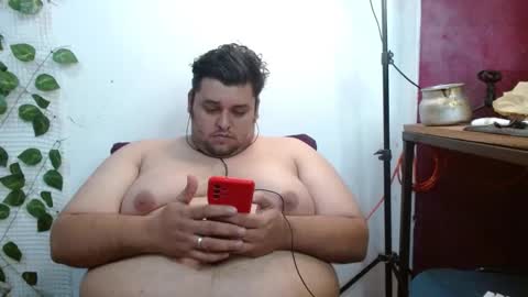 Snapshot of altairstudiosboy chatting on 02/24/25, 11:54 Jhosep online show from 02/24/25, 11:54