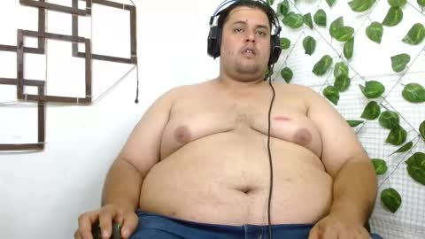 Snapshot of altairstudiosboy chatting on 09/11/25, 12:27 Jhosep online show from 09/11/25, 12:27