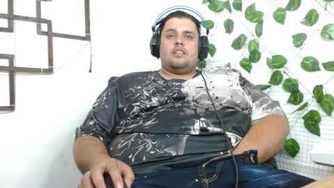 Snapshot of altairstudiosboy chatting on 09/14/25, 12:43 Jhosep online show from 09/14/25, 12:43