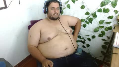 Snapshot of altairstudiosboy chatting on 10/11/25, 12:10 Jhosep online show from 10/11/25, 12:10