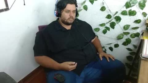 Snapshot of altairstudiosboy chatting on 10/11/25, 01:53 Jhosep online show from 10/11/25, 01:53