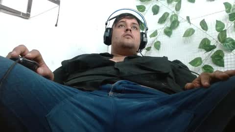 Jhosep online show from 11/08/25, 01:33