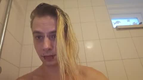 altboy010 online show from 12/27/24, 02:12