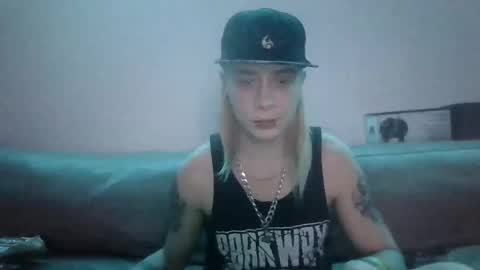 Snapshot of altboy010 chatting on 01/15/26, 02:16 altboy010 online show from 01/15/26, 02:16