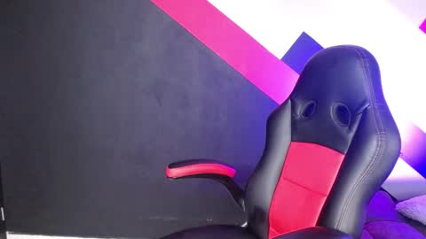 Alter  online show from 01/08/25, 08:50