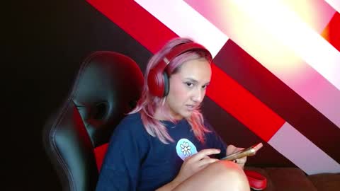 Alter  online show from 01/11/25, 09:04