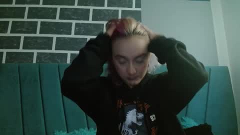 Alter  online show from 11/25/25, 11:32