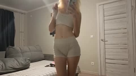 Snapshot of altheadoyel chatting on 11/07/25, 03:34 May online show from 11/07/25, 03:34