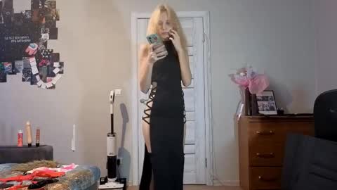 Snapshot of altheadoyel chatting on 11/30/25, 06:12 May online show from 11/30/25, 06:12