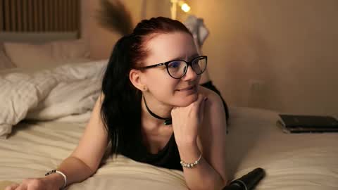 Snapshot of alucidreaming chatting on 05/03/26, 05:52 Lucid Dreaming online show from 05/03/26, 05:52
