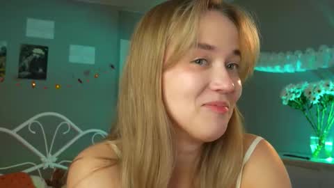 Amelia NEXT STREAM  online show from 11/08/25, 05:12