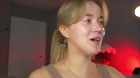 Amelia NEXT STREAM  online show from 11/23/25, 01:44