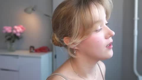 Snapshot of aluntick chatting on 06/09/26, 02:28 Amelia NEXT STREAM online show from 06/09/26, 02:28