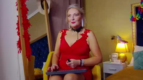 Alura Jenson online show from 11/06/25, 08:54