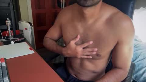 Snapshot of alvaro94p chatting on 12/05/25, 01:31 Alvi94 online show from 12/05/25, 01:31