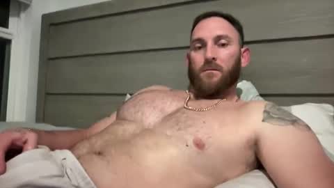 Snapshot of alwayscumleaking chatting on 03/11/26, 01:44 alwayscumleaking online show from 03/11/26, 01:44