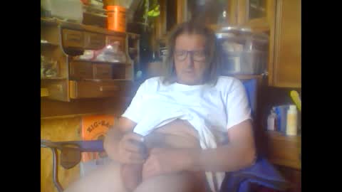 alwayshard4u1 online show from 01/01/25, 07:10