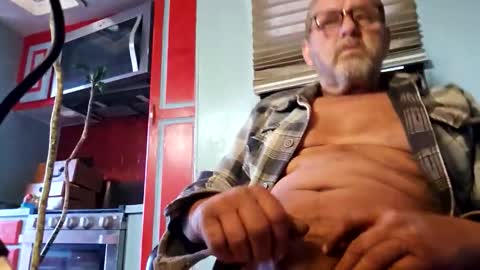 alwayshard4u1 online show from 04/18/26, 01:26