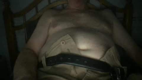 Snapshot of alwayslooking61 chatting on 09/28/25, 03:50 alwayslooking61 online show from 09/28/25, 03:50