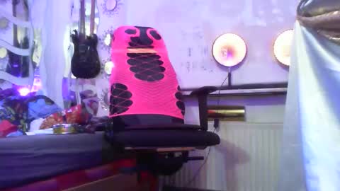 Snapshot of alwaysniceguy2 chatting on 10/28/25, 02:59 HoneyMelonGuy online show from 10/28/25, 02:59