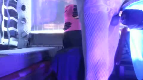 Snapshot of alwaysniceguy2 chatting on 11/29/25, 09:23 HoneyMelonGuy online show from 11/29/25, 09:23