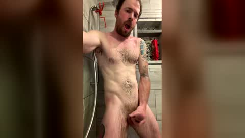Snapshot of alx_xx chatting on 05/16/26, 01:43 alx_xx online show from 05/16/26, 01:43