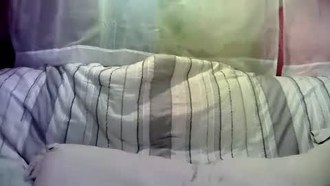 Snapshot of alxandratanyasegriff chatting on 12/18/24, 12:54 Billion3 online show from 12/18/24, 12:54