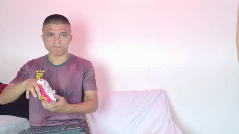 aly_n_sebas online show from 05/11/26, 11:46