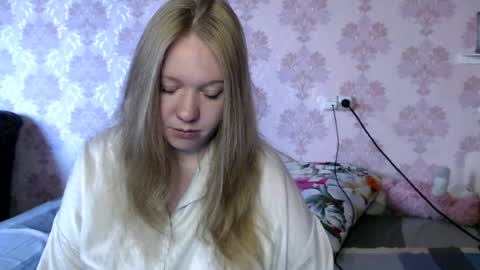 Snapshot of alya764770 chatting on 06/24/26, 11:04 alya764770 online show from 06/24/26, 11:04