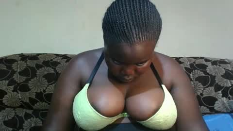 Snapshot of alyabeiby chatting on 05/22/26, 12:00 alyabeiby online show from 05/22/26, 12:00