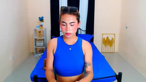 alyannarose online show from 10/05/25, 11:41