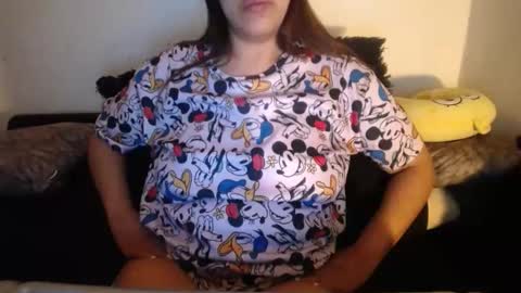 Snapshot of alynfoxx chatting on 04/06/26, 04:46 Alyn Maria online show from 04/06/26, 04:46