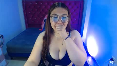 Snapshot of alyninxxx_m chatting on 03/07/25, 12:34 alyninxxx_m online show from 03/07/25, 12:34