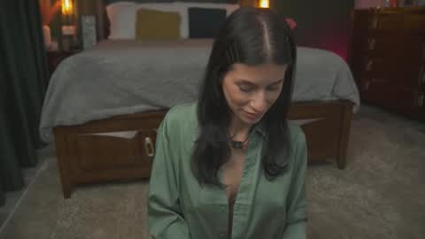 Snapshot of alyonaqueen_ chatting on 09/27/25, 07:19 Alyona online show from 09/27/25, 07:19