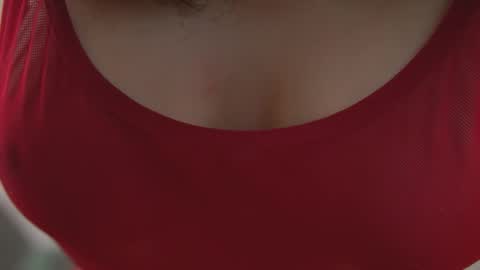 Snapshot of alyonaqueen_ chatting on 11/12/25, 08:30 Alyona online show from 11/12/25, 08:30