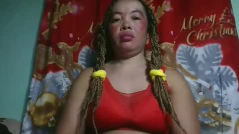 Snapshot of alypierette chatting on 03/05/26, 02:18 alypierette online show from 03/05/26, 02:18