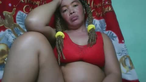 Snapshot of alypierette chatting on 03/15/26, 06:25 alypierette online show from 03/15/26, 06:25