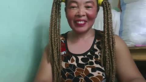 Snapshot of alypierette chatting on 03/17/26, 06:28 alypierette online show from 03/17/26, 06:28