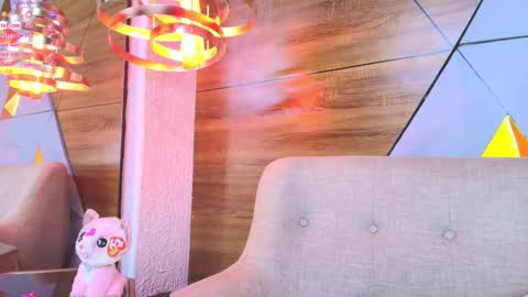 sopie online show from 02/17/25, 02:04