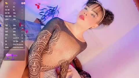 Snapshot of alysha_sweet chatting on 02/18/25, 03:42 online show from 02/18/25, 03:42