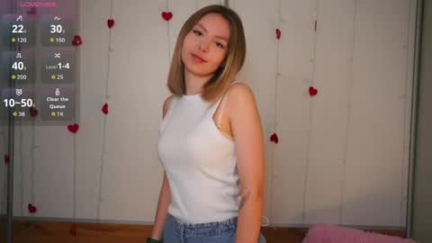 Kate online show from 04/22/26, 04:19